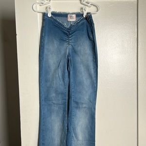 BDG Ruched V-Front Flare Jeans Y2K Washed Blue